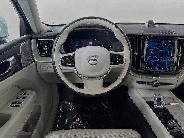 Photo of 2022 White Volvo XC60 Recharge Plug-In Hybrid