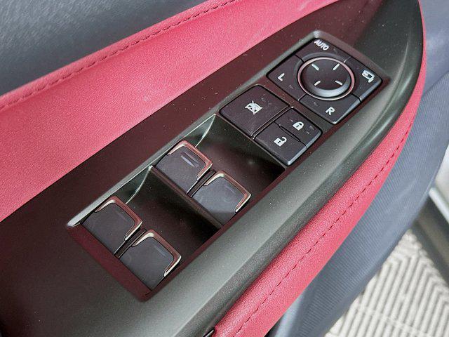 Photo of 2025 01j7 Lexus NX 350h