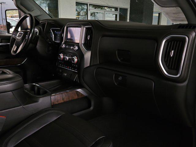 Photo of 2020 White Frost Tricoat GMC Sierra 2500