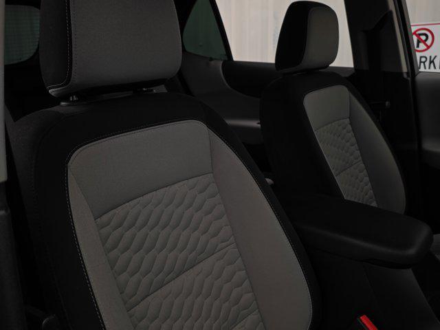 Photo of 2018 Summit White Chevrolet Equinox