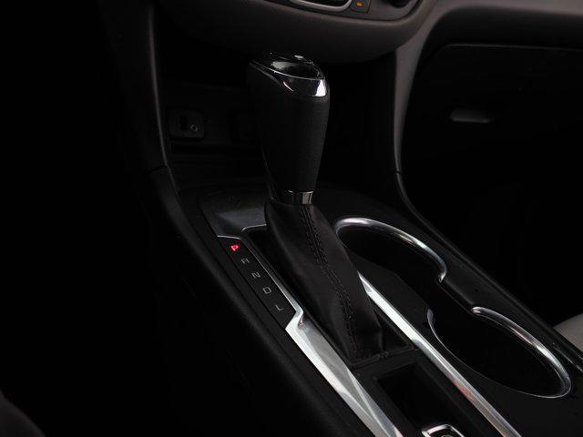 Photo of 2018 Summit White Chevrolet Equinox