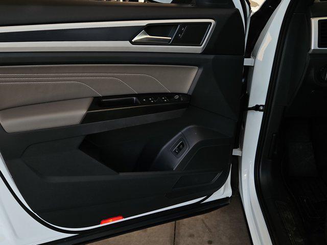 Photo of 2021 White Volkswagen Atlas Cross Sport