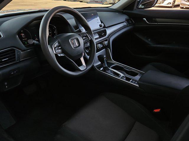 Photo of 2018 Lunar Silver Metallic Honda Accord