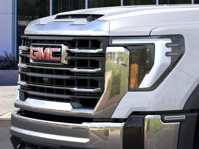 Photo of 2025 Summit White GMC Sierra 3500