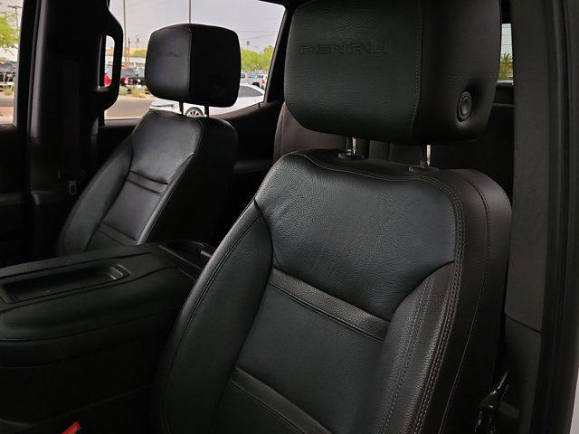 Photo of 2020 White Frost Tricoat GMC Sierra 1500