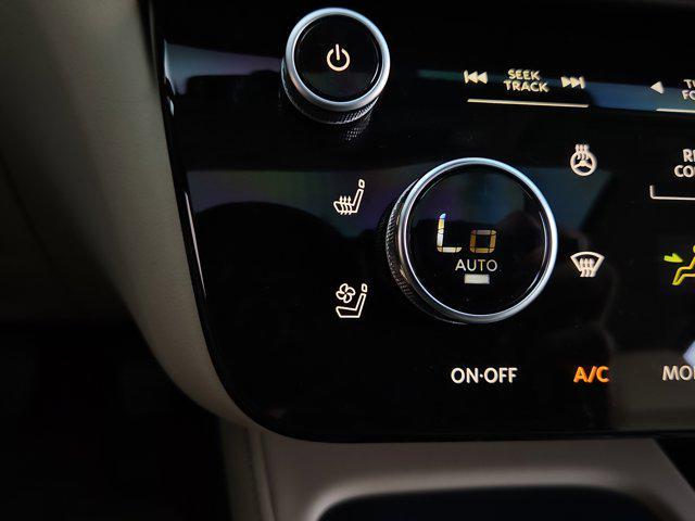 Photo of 2025 Deep Bordeaux INFINITI QX60