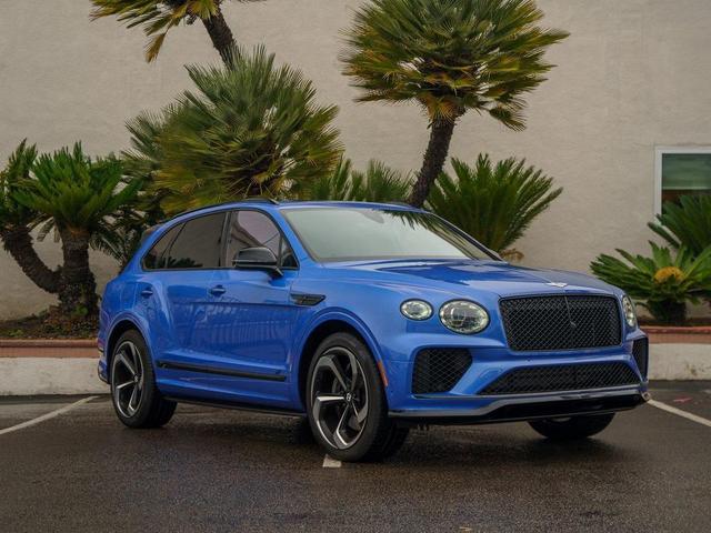 Photo of 2022 Neptune Metallic Bentley Bentayga