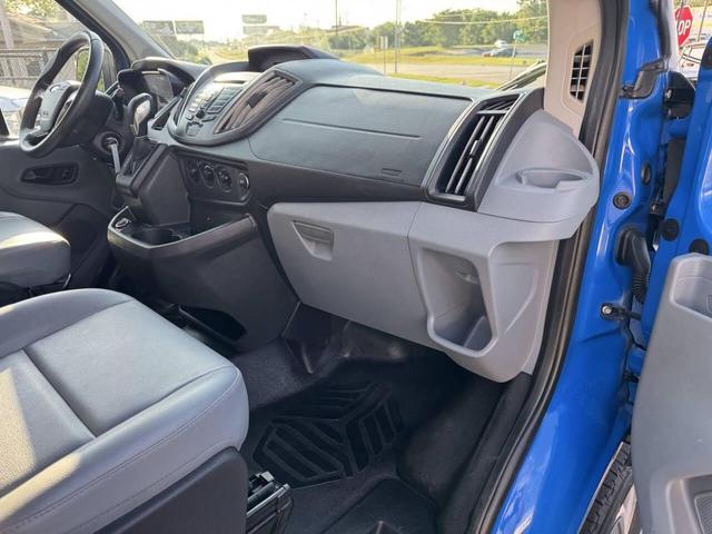 Photo of 2017 Oxford White Ford Transit-250