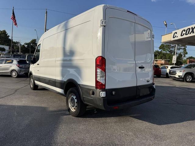 Photo of 2017 Oxford White Ford Transit-250