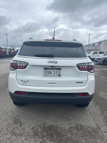 Photo of 2022 White Jeep Compass