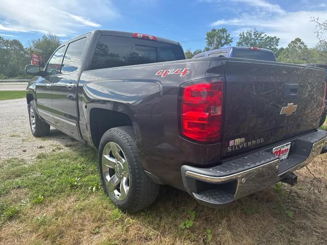 Photo of 2015 Gray Chevrolet Silverado 1500