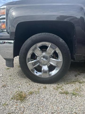 Photo of 2015 Gray Chevrolet Silverado 1500