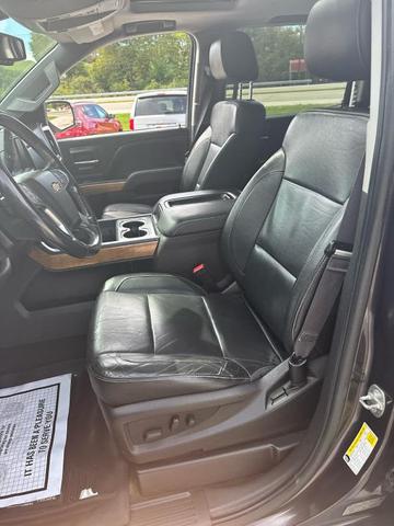 Photo of 2015 Gray Chevrolet Silverado 1500