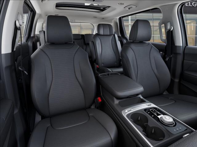 Photo of 2026 Aurora Black Pearl Kia Carnival Hybrid
