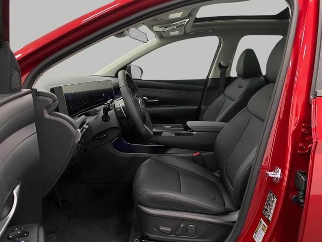 Photo of 2025 Red Hyundai TUCSON Hybrid