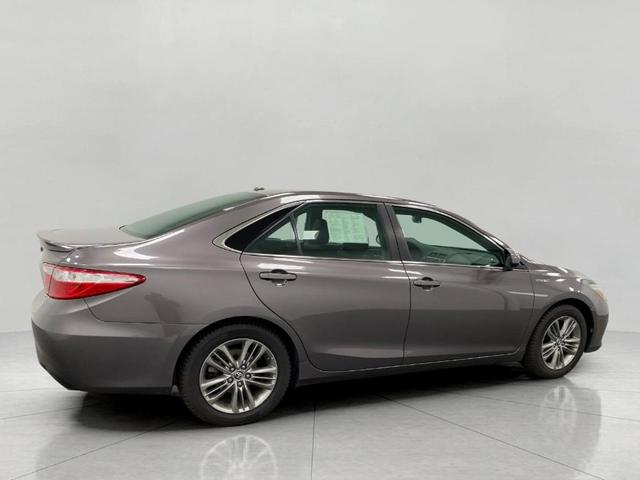 Photo of 2015 Gray Toyota Camry Hybrid