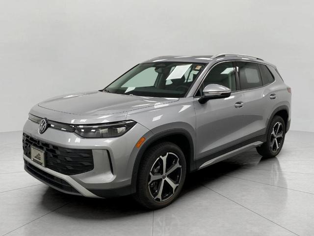 Photo of 2025 Pyrite Silver Metallic Volkswagen Tiguan