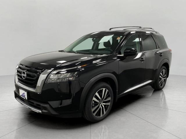 Photo of 2025 Black Nissan Pathfinder