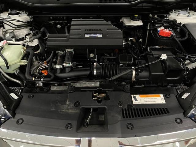 Photo of 2018 White Diamond Pearl Honda CR-V