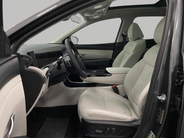 Photo of 2025 Amazon Gray Hyundai TUCSON Hybrid