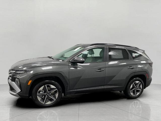 Photo of 2025 Amazon Gray Hyundai TUCSON Hybrid