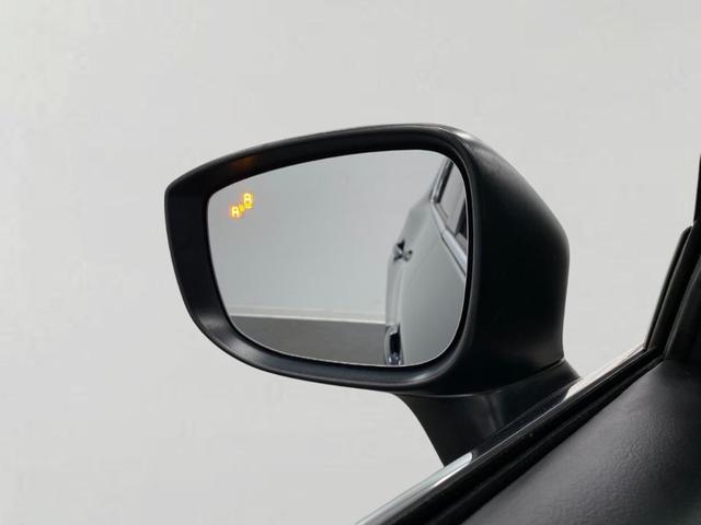 Photo of 2022 Deep Crystal Blue Mica Mazda CX-5