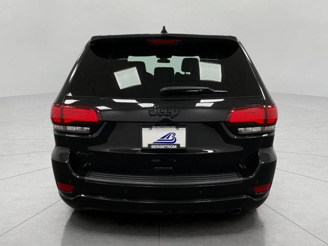 Photo of 2021 Diamond Black Jeep Grand Cherokee