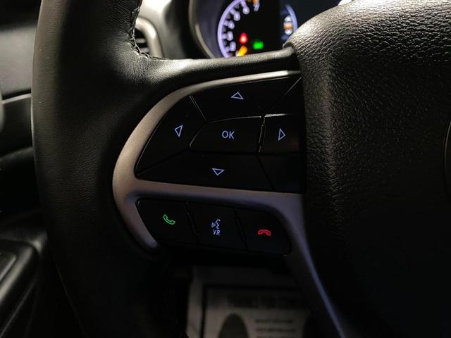 Photo of 2021 Diamond Black Jeep Grand Cherokee