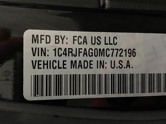 Photo of 2021 Diamond Black Jeep Grand Cherokee