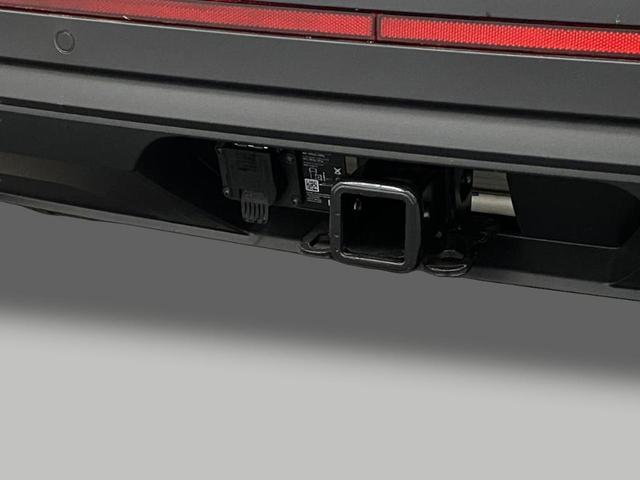Photo of 2025 Deep Black Pearl Effect Volkswagen Atlas