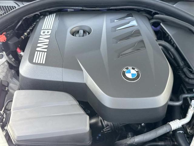 Photo of 2026 Alpine White BMW 430