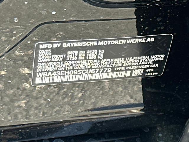 Photo of 2025 Black BMW 750e
