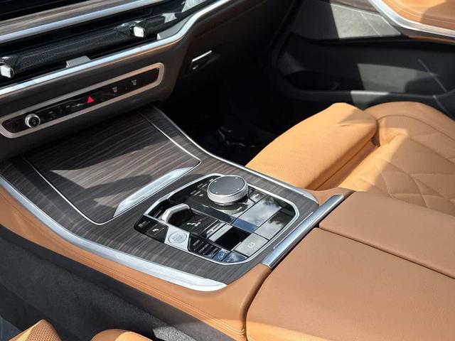 Photo of 2024 Black BMW X5