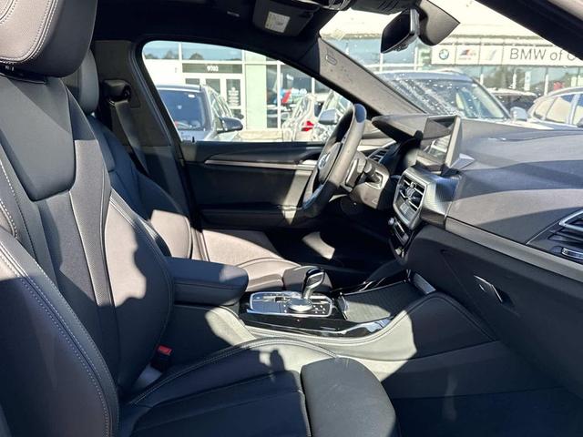 Photo of 2025 White BMW X4