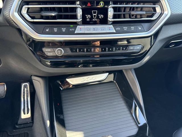 Photo of 2025 White BMW X4