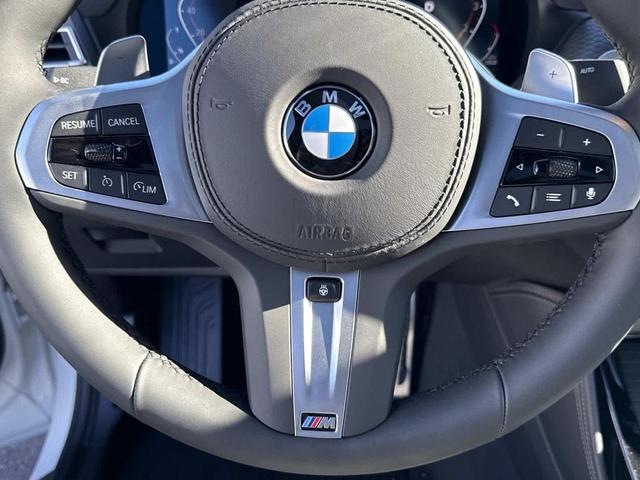 Photo of 2025 White BMW X4