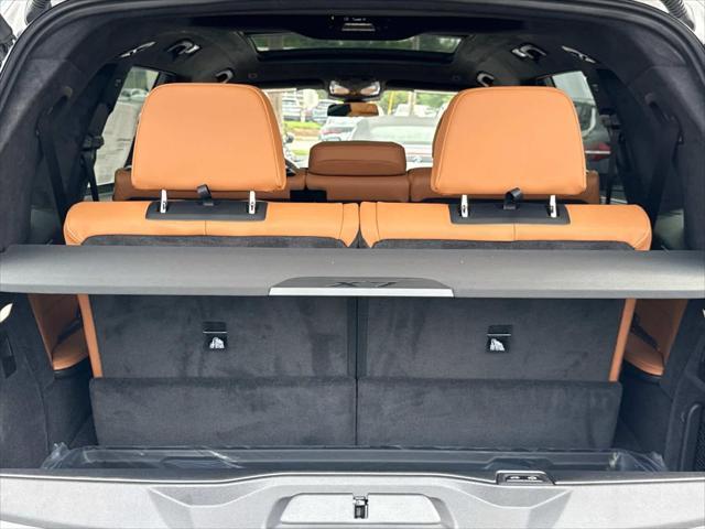 Photo of 2026 White BMW X7