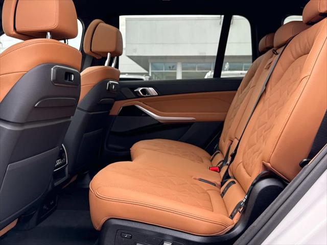 Photo of 2026 White BMW X7
