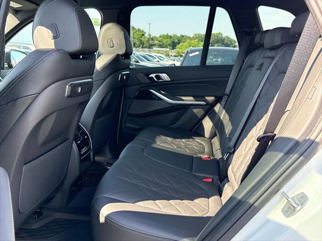 Photo of 2026 White BMW X5 PHEV