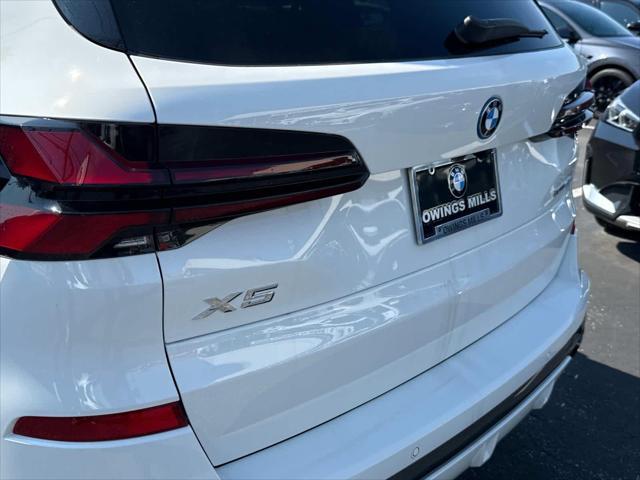 Photo of 2026 White BMW X5 PHEV