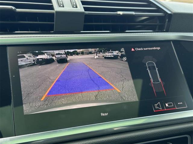Photo of 2024 Chronos Gray Metallic Audi Q3