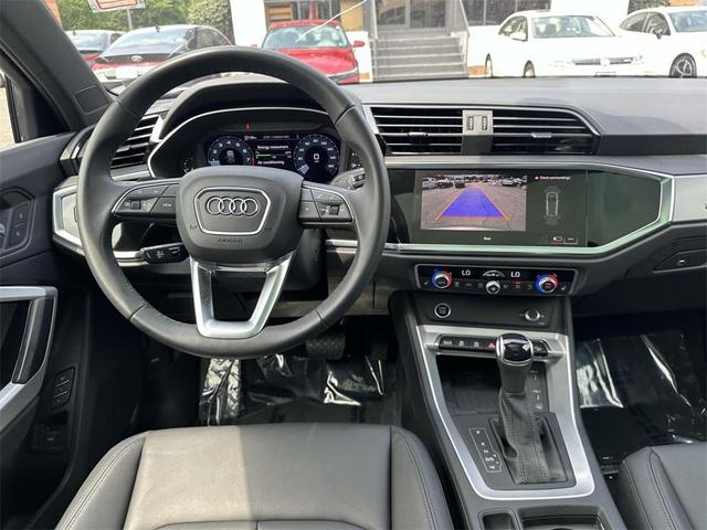 Photo of 2024 Chronos Gray Metallic Audi Q3