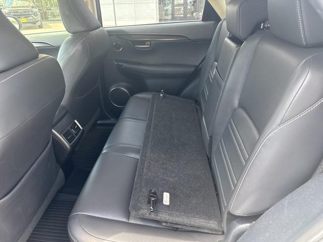 Photo of 2017 Silver Lexus NX 200t