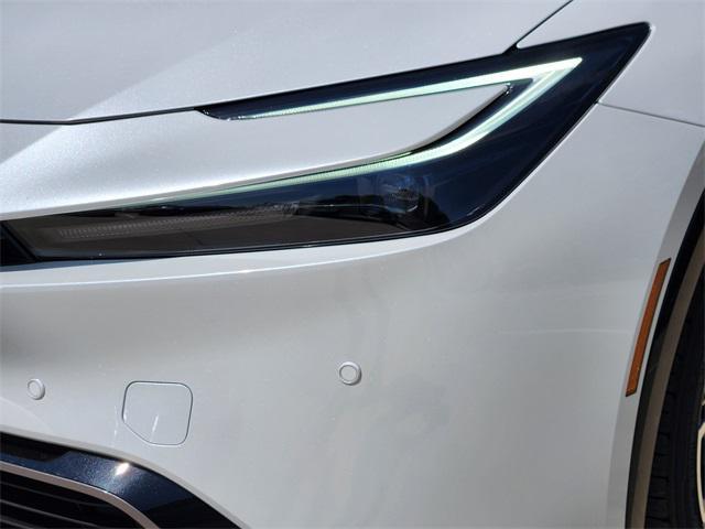 Photo of 2026 Wind Chill Pearl Toyota Prius
