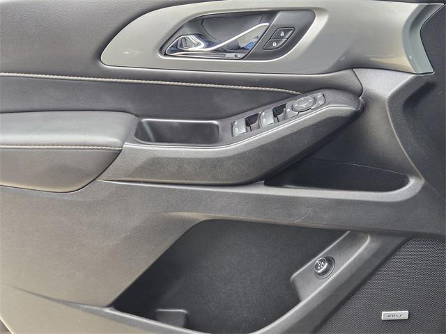 Photo of 2018 Mosaic Black Metallic Chevrolet Traverse