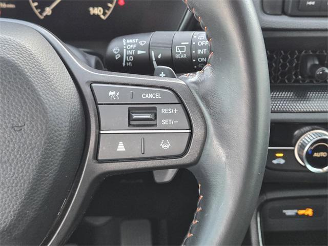 Photo of 2023 Platinum White Pearl Honda CR-V Hybrid