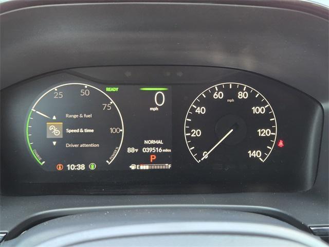 Photo of 2023 Platinum White Pearl Honda CR-V Hybrid