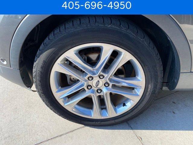 Photo of 2017 Magnetic Metallic Ford Explorer