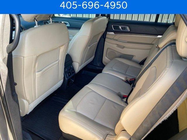 Photo of 2017 Magnetic Metallic Ford Explorer