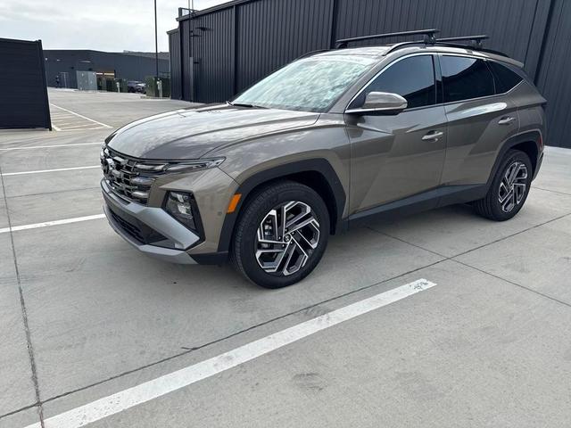 2025 Hyundai Tucson Hybrid